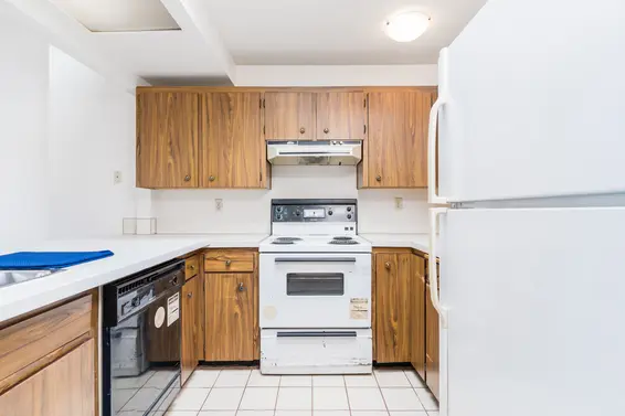 2040 Sandown Place, North Vancouver For Sale - image 19