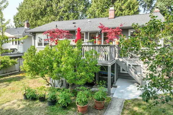 415 West 26th Street, North Vancouver For Sale - image 37