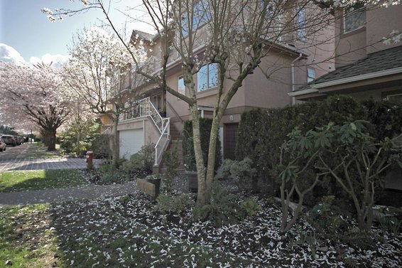7-241 East 4th Street, North Vancouver