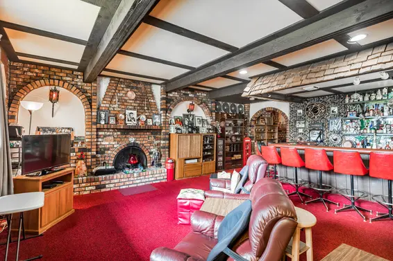 Rec room 3 - 4649 Tourney Road, North Vancouver  