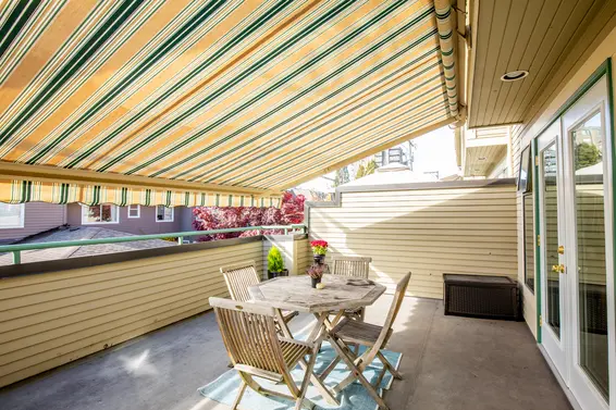 Deck 2 - 3 229 East 8th Street, North Vancouver  
