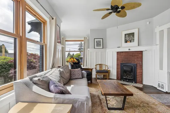 534 East 7th Street, North Vancouver For Sale - image 6