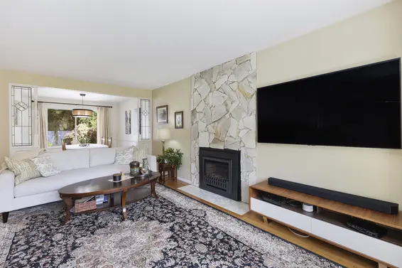 2150 Kirkstone Place, North Vancouver For Sale - image 4