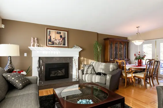 1042 Kennedy Avenue, North Vancouver For Sale - image 3