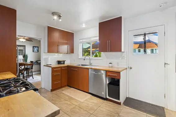 4379 Capilano Road, North Vancouver For Sale - image 10