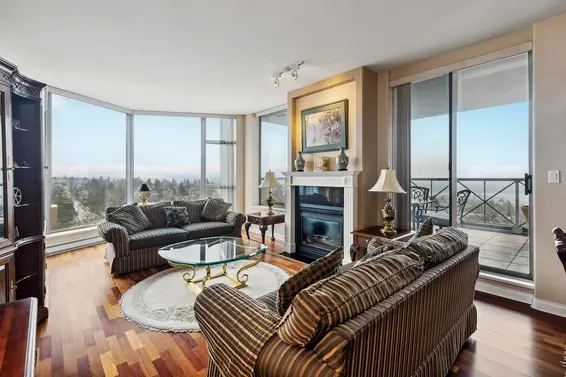 1603 160 East 13th Street, North Vancouver For Sale - image 3