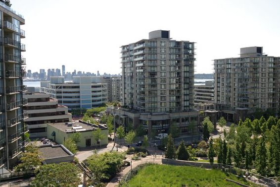 603-125 W 2nd Street, North Vancouver