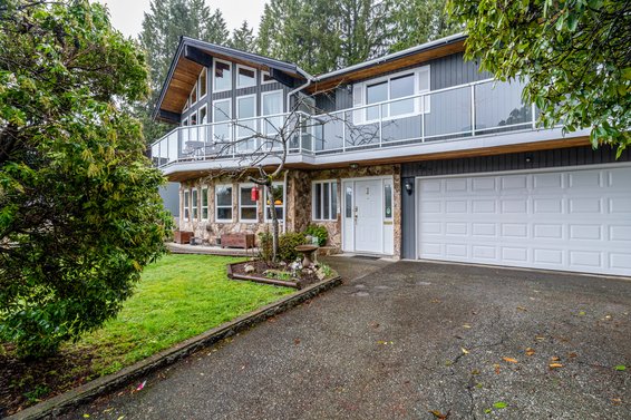 3571 Sykes Road, North Vancouver