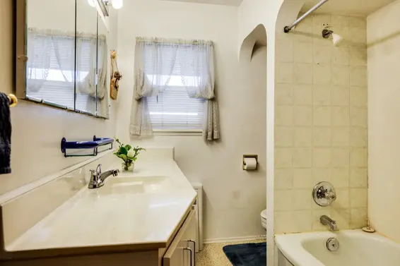 618 East 7th Street, North Vancouver For Sale - image 13