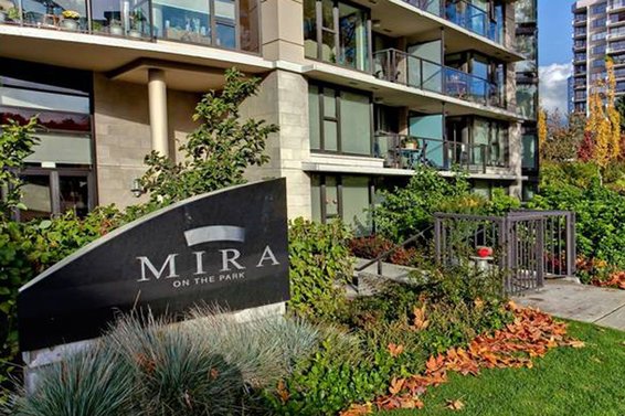 406-683 W Victoria Park, North Vancouver