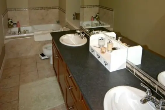 Master Ensuite  