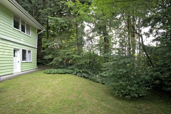 4507 Cedarcrest Avenue, North Vancouver