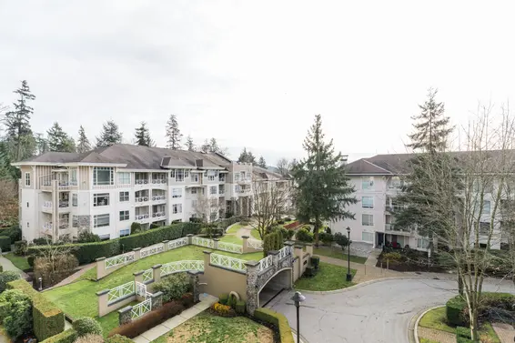 417 3600 Windcrest Drive, North Vancouver For Sale - image 7