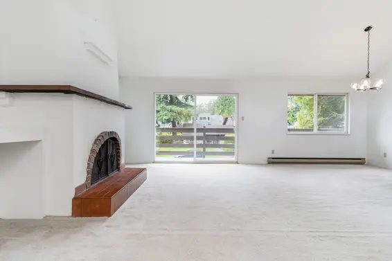 2040 Sandown Place, North Vancouver For Sale - image 3
