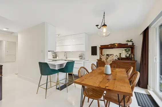 402 555 West 28th Street, North Vancouver For Sale - image 8