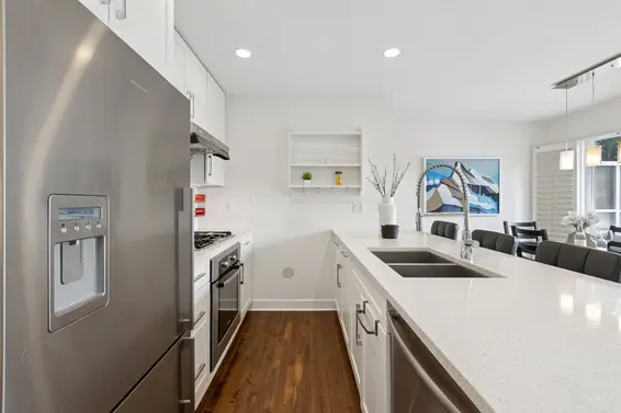 205 East 18th Street, North Vancouver For Sale - image 14