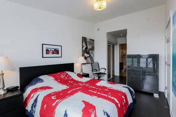 Master Bedroom | 402 - 650 Evergreen Place  