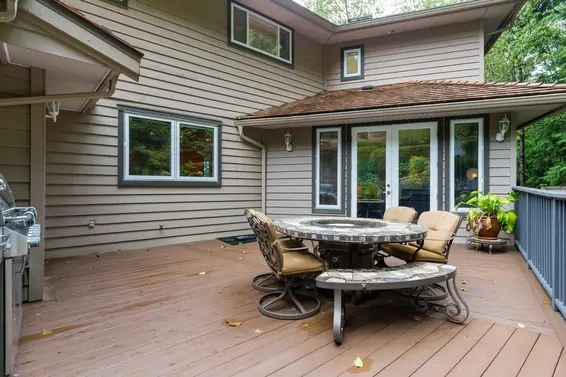 Backyard - 998 Dempsey Road, North Vancouver  