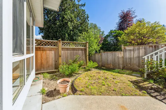1 995 Lynn Valley Road, North Vancouver For Sale - image 25