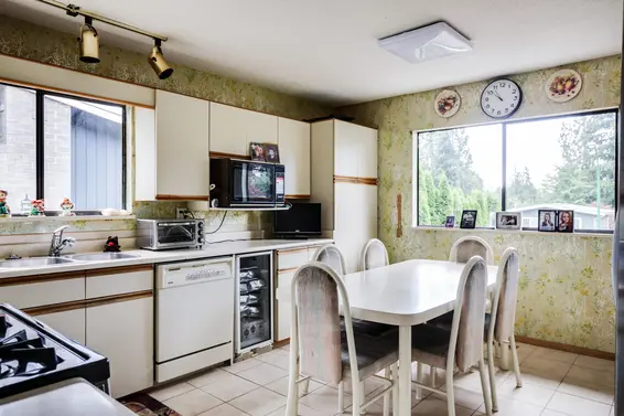 3803 Regent Avenue, North Vancouver For Sale - image 5