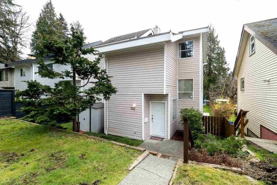 239 West 22nd Street, North Vancouver