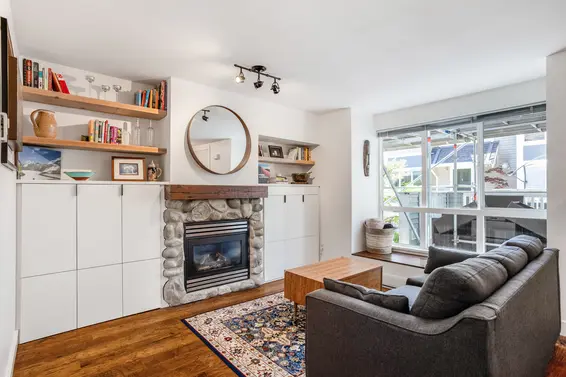 2 1027 Lynn Valley Road, North Vancouver For Sale - image 2