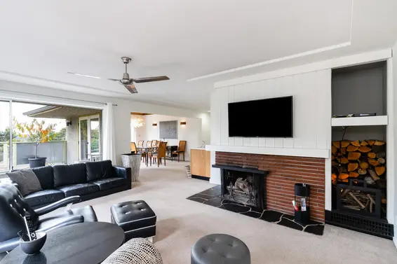 849 East 5th Street, North Vancouver For Sale - image 4