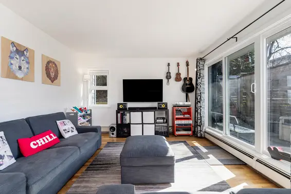 108 156 West 21st Street, North Vancouver For Sale - image 1