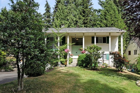 2192 Hoskins Road, North Vancouver