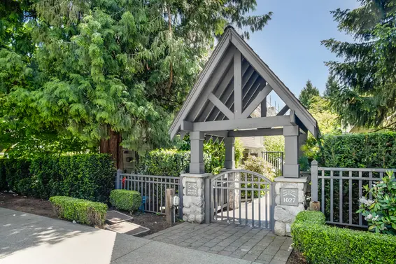 2 1027 Lynn Valley Road, North Vancouver For Sale - image 1