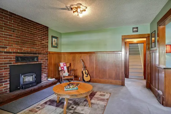 623 East 8th Street, North Vancouver For Sale - image 3