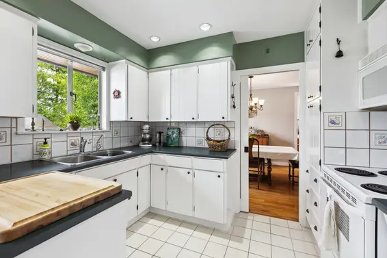1170 Beaufort Road, North Vancouver For Sale - image 20