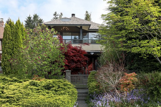 312 East 27th Street, North Vancouver