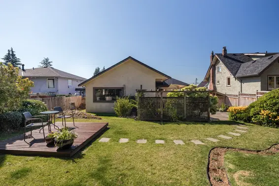 524 East Keith Road, North Vancouver For Sale - image 31