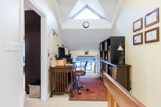 1516 Mahon Avenue, North Vancouver For Sale - image 13