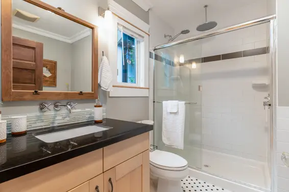 637 West 15th Street, North Vancouver For Sale - image 22