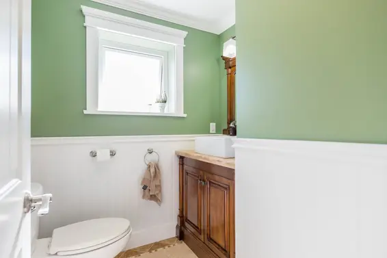2420 West Keith Road, North Vancouver For Sale - image 17
