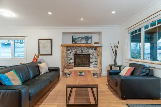 637 West 15th Street, North Vancouver For Sale - image 4