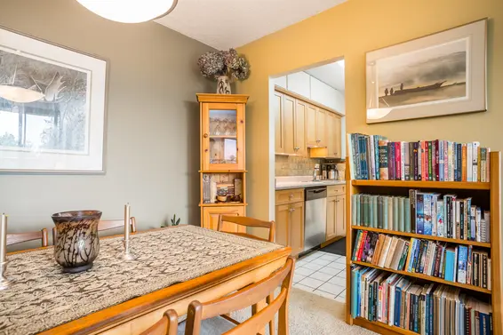 1310 2020 Fullerton Avenue, North Vancouver For Sale - image 10