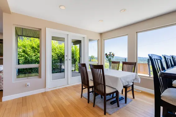 1070 Chamberlain Drive, North Vancouver For Sale - image 17