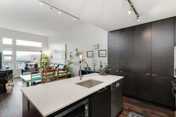 512 1679 Lloyd Avenue, North Vancouver For Sale - image 12