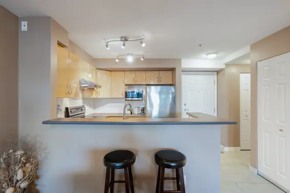208 345 Lonsdale Avenue, North Vancouver For Sale - image 10