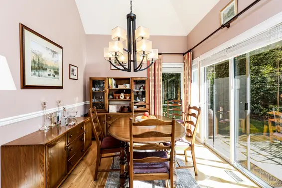Dining Room - 5-1001 Northlands Drive  