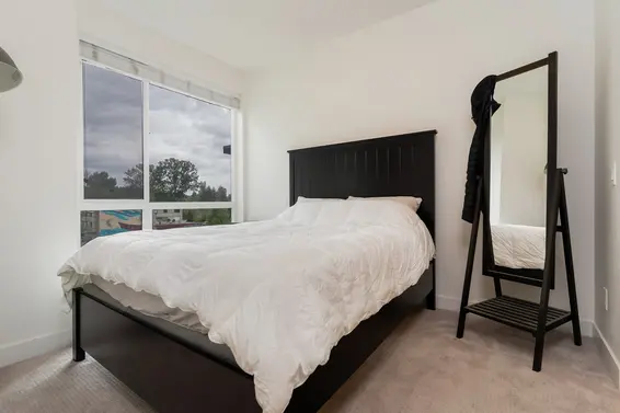 Bedroom - 421 723 3rd Street West  