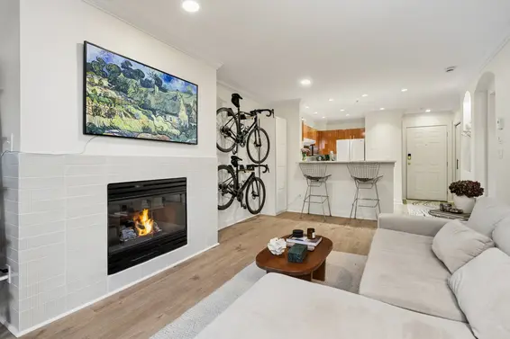 114 155 East 3rd Street, North Vancouver For Sale - image 8