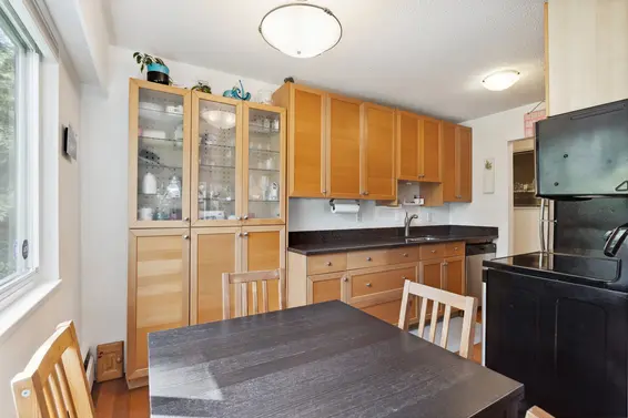 111 211 West 3rd Street, North Vancouver For Sale - image 7
