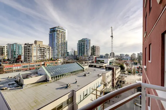 View - 704-121 West 15th Street, North Vancouver  