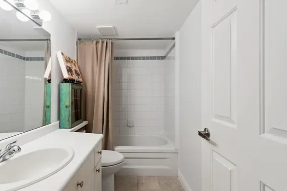 1585 Bowser Avenue, North Vancouver For Sale - image 23