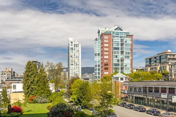 304 145 St. Georges Avenue, North Vancouver For Sale - image 23