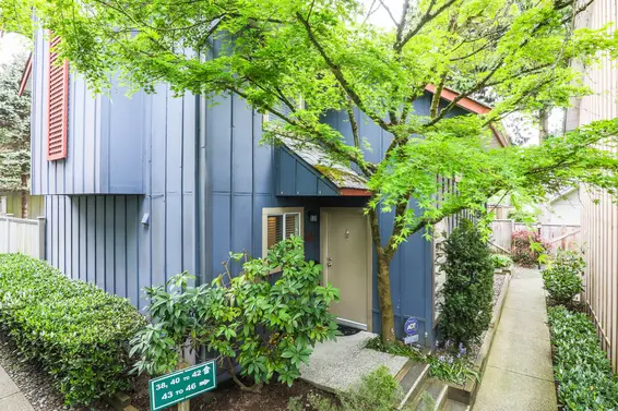 43-900 West 17th Street | Foxwood Hills  